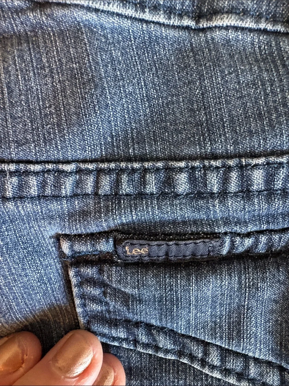 Lee Women’s Denim Blue Cargo Shorts with Paisley Lining. Size 14 - Picture 7 of 7